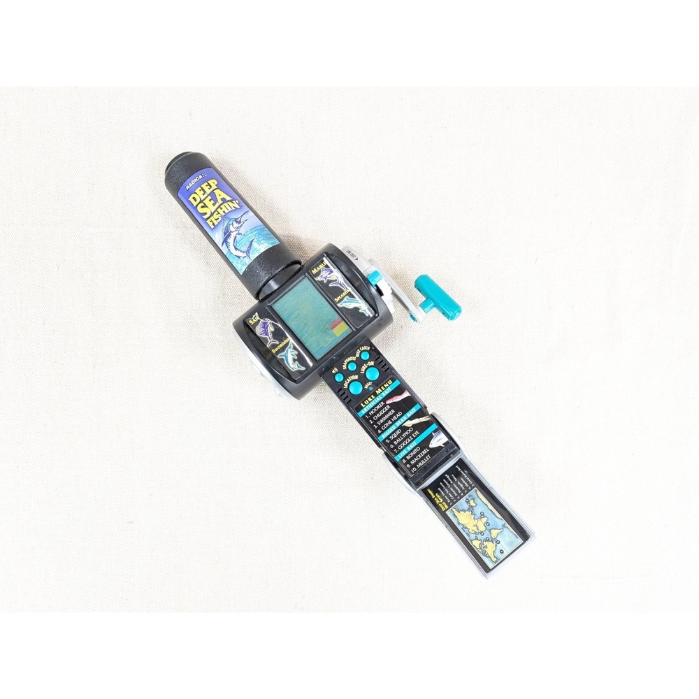 Radica Deep Sea Fishin Handheld Electronic Game Vintage Reel Toy Black Blue